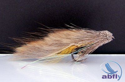 Mucha Streamer Zonker Muskrat Gold 8